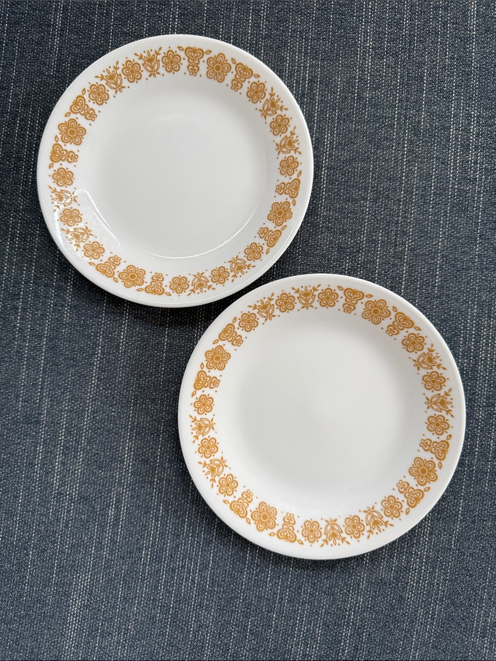 2 Vintage 1970s Corelle small appetizer dessert plates Butterfly Gold